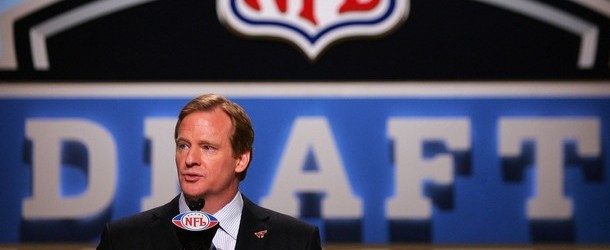 Round 2 1 (33). St. Louis Rams: Brian Quick, WR, Appalachian State 2 (34). Indianapolis Colts: Coby Fleener, TE, Stanford 3 (35). Baltimore Ravens (from Minnesota): Courtney Upshaw, OLB, Alabama 4 (36). Denver Broncos (from Tampa Bay): Derek...